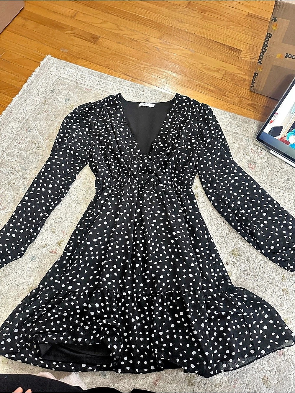 Suzy by Suzy Shier Polka Dot Mini Dress in Black & White Like New